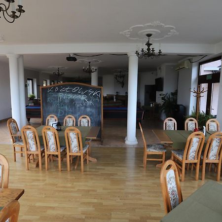 Adampol Pokoje Strumien Esterno foto